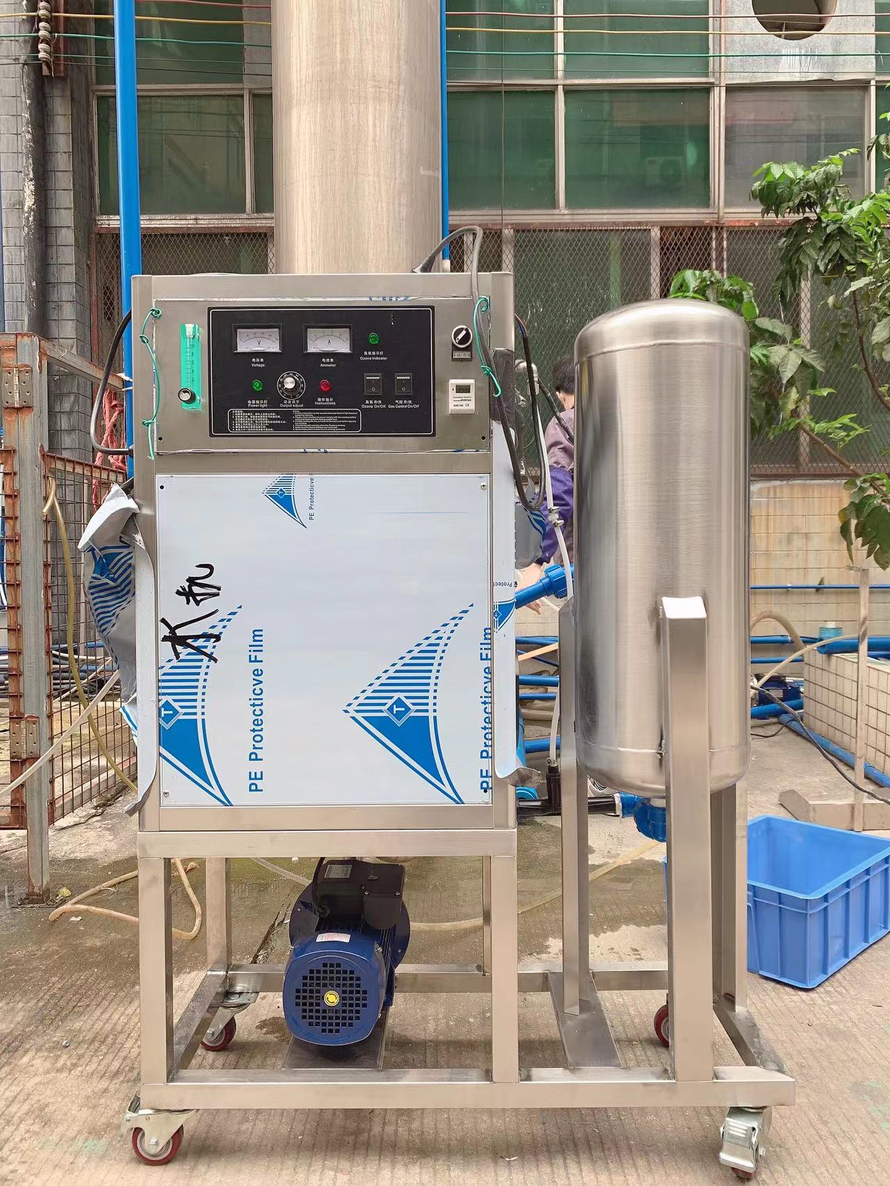 高濃度臭氧水機氧氣源15g臭氧水機<br />
